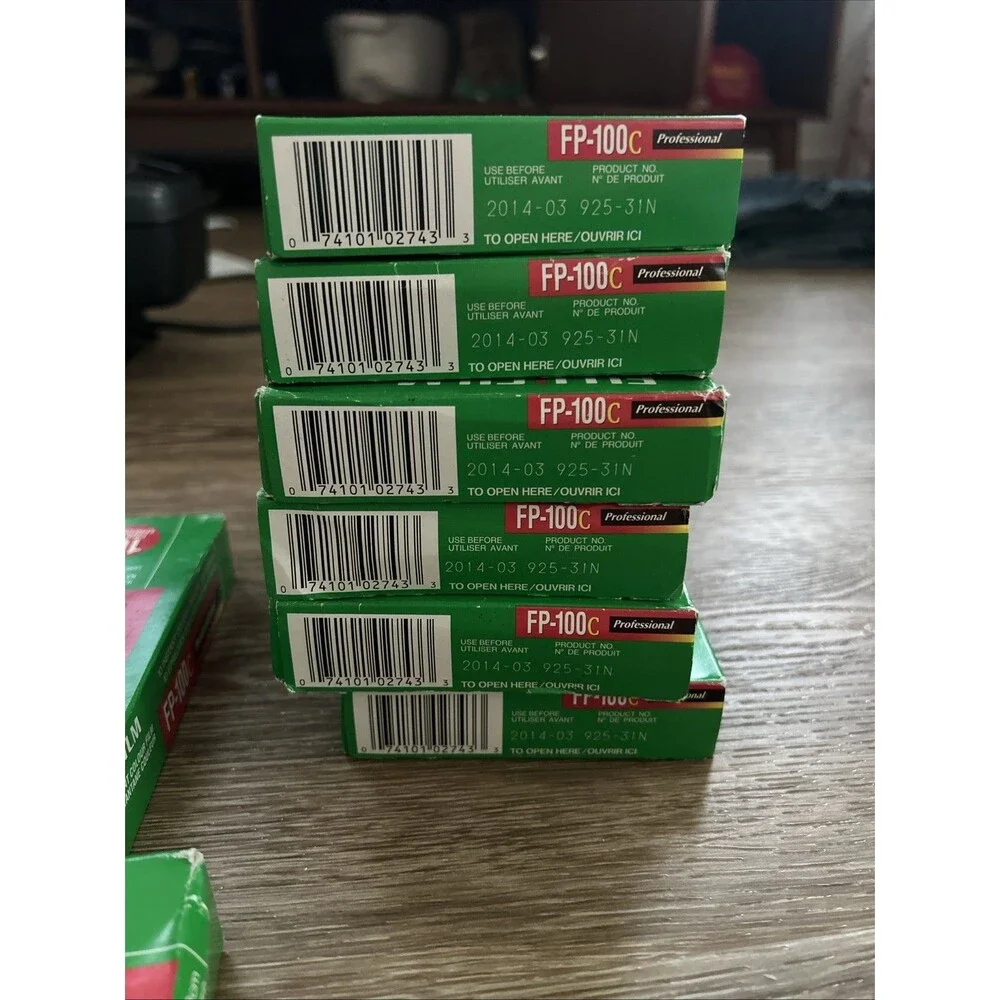 One Pack Fujifilm FP-100C Professional Instant Film Expired 2014 Cold Stored
